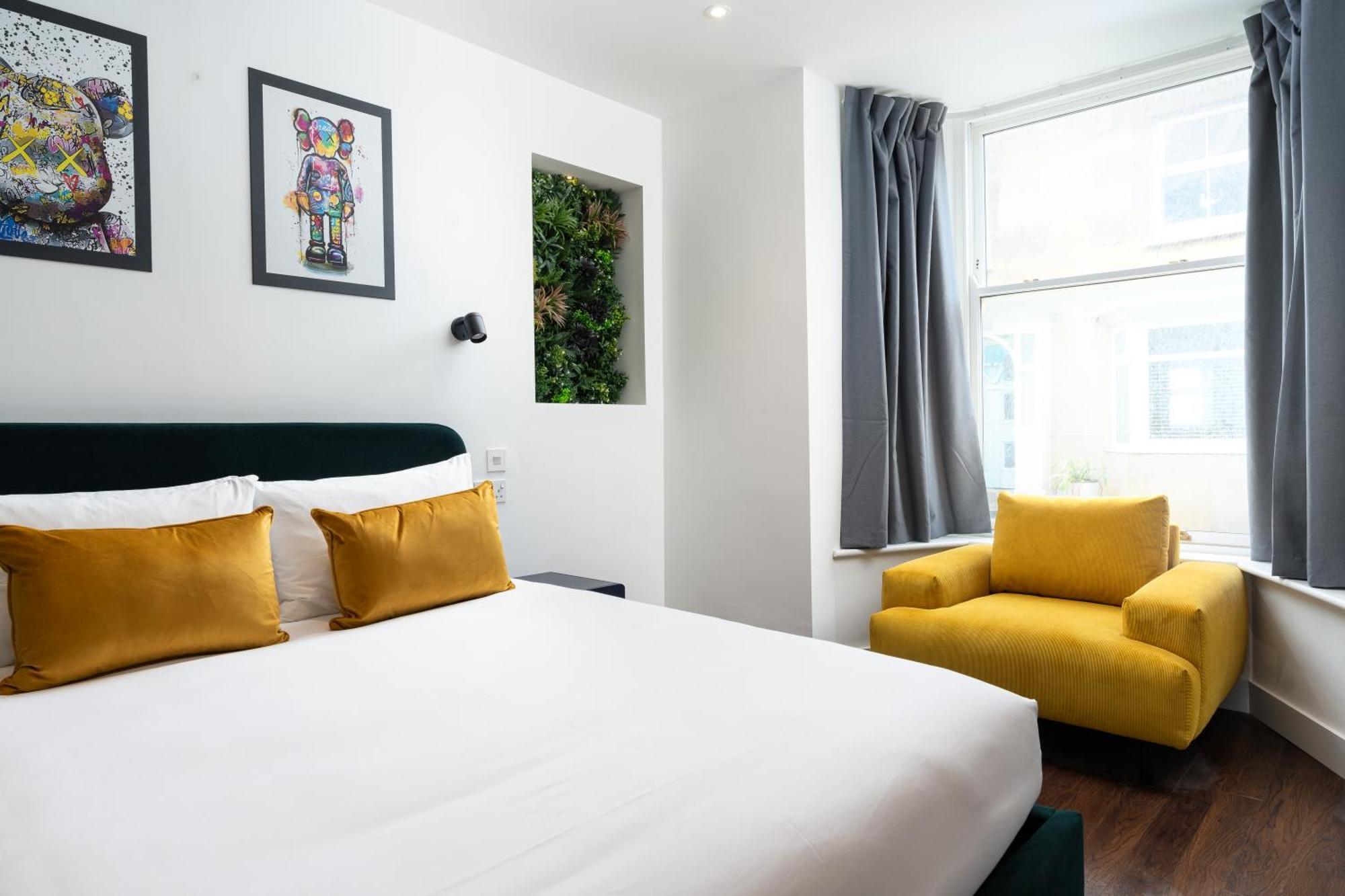 Room 1, Hotel Style Double Bedroom In Марасион Экстерьер фото